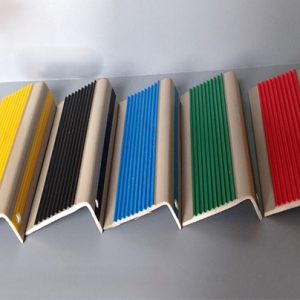 NẸP NHỰA PVC CHỐNG TRƠN CẦU THANG