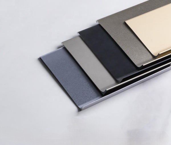 nhieu-mau-sac-giup-khach-hang-de-dang-lua-chon-nhung-loai-nep-phu-hop-trang-tri (1)