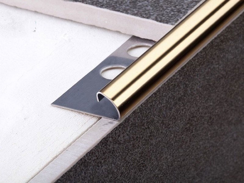 ung-dung-cua-nep-inox-bo-tron-s-gr12-vang-bong-nepgiare